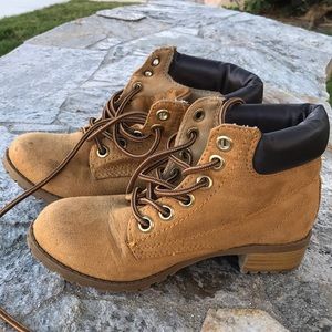 SODA Worker Boots